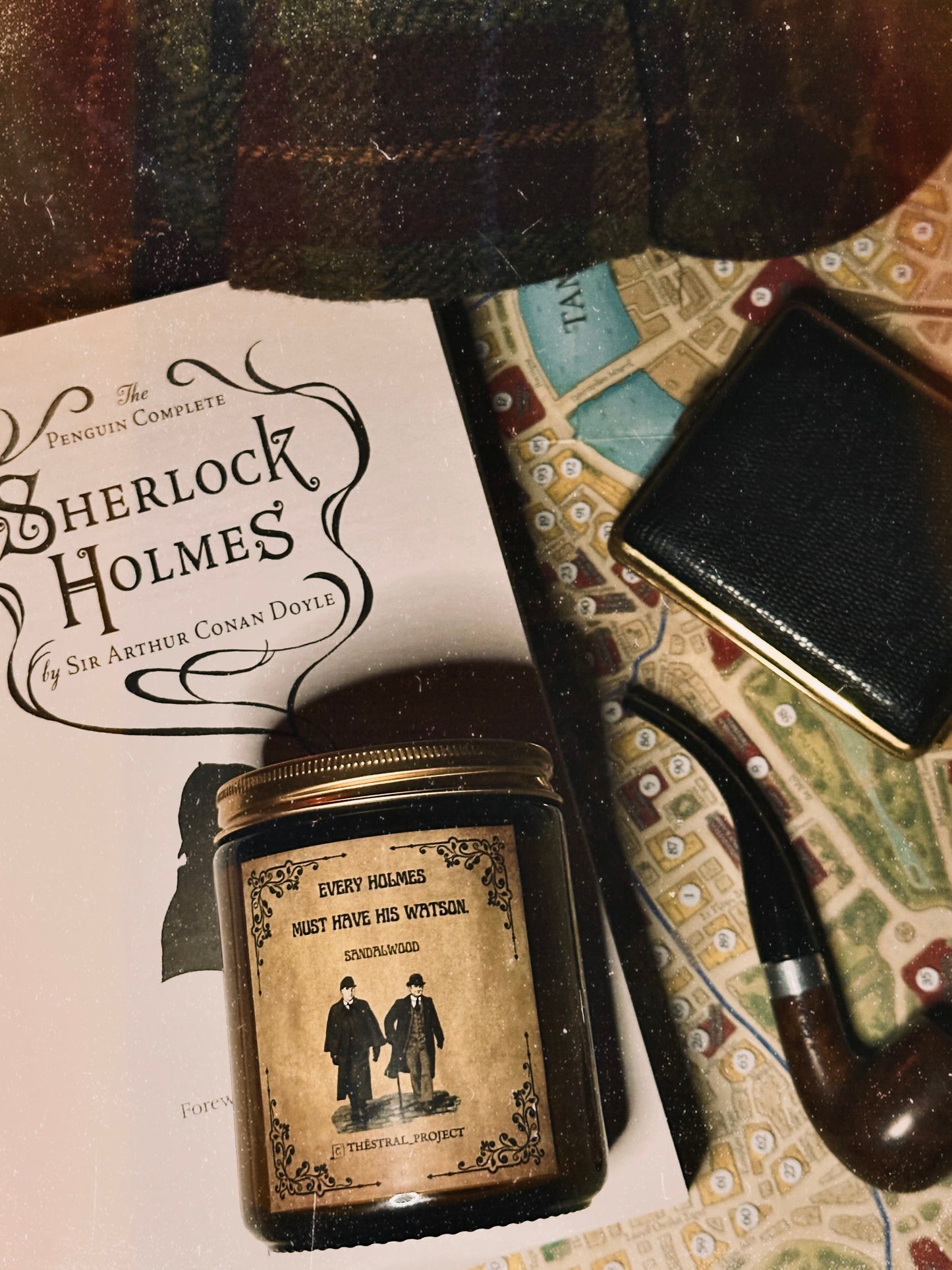 SHERLOCK'S CANDLE